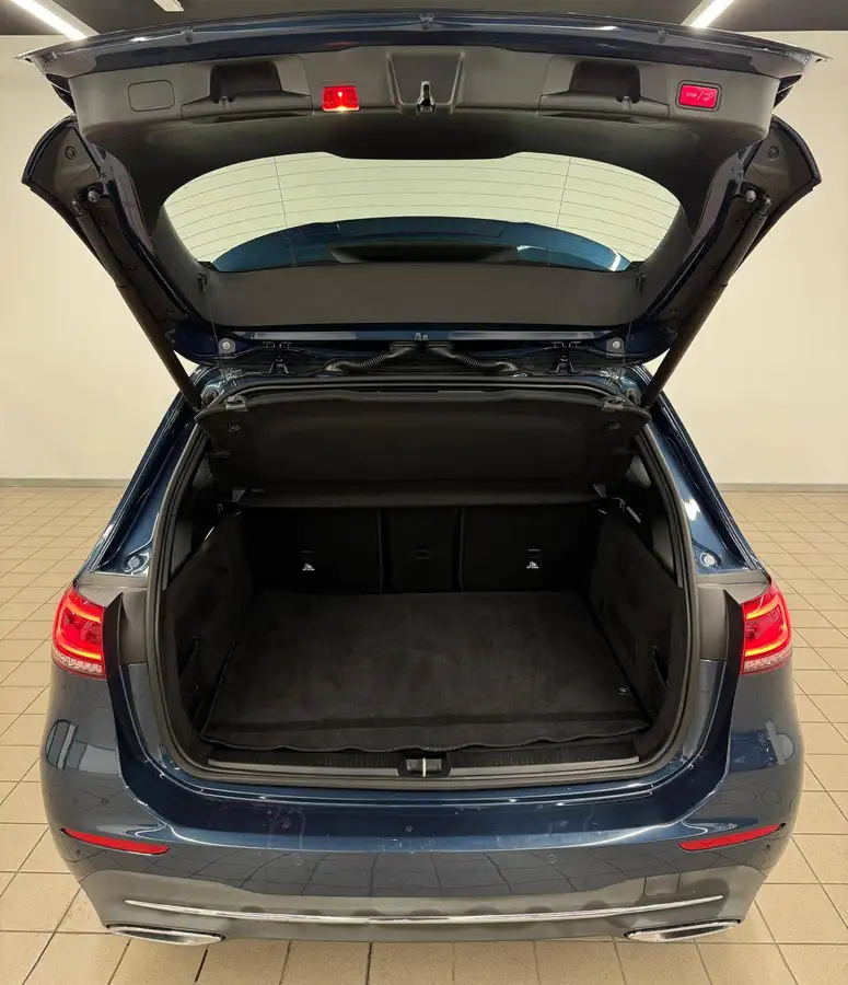 Mercedes-Benz B 220